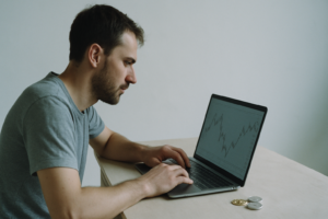 crypto swing trading strategies